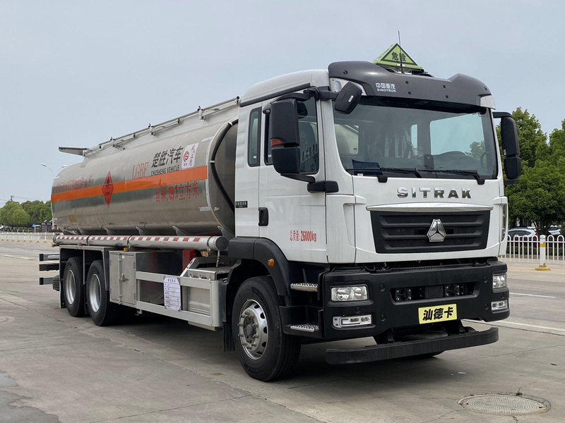 鋁合金運油車，油罐車，楚勝汽車集團(tuán)